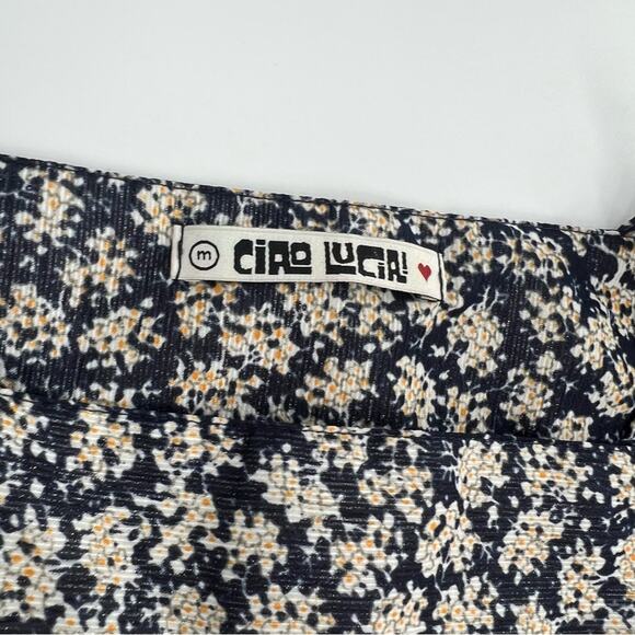 Ciao Lucia Alessandra Dress Navy Blue Lurex
Floral sz M - Picture 7 of 7